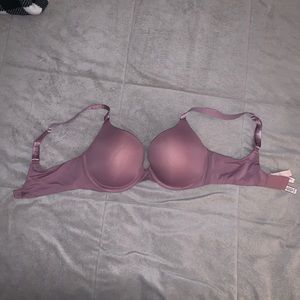 Victoria’s Secret, size 34D t-shirt push up bra. Mauve pink color.